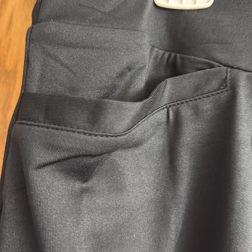 NWT Tail Skort. Size Large - Picture 2 of 10
